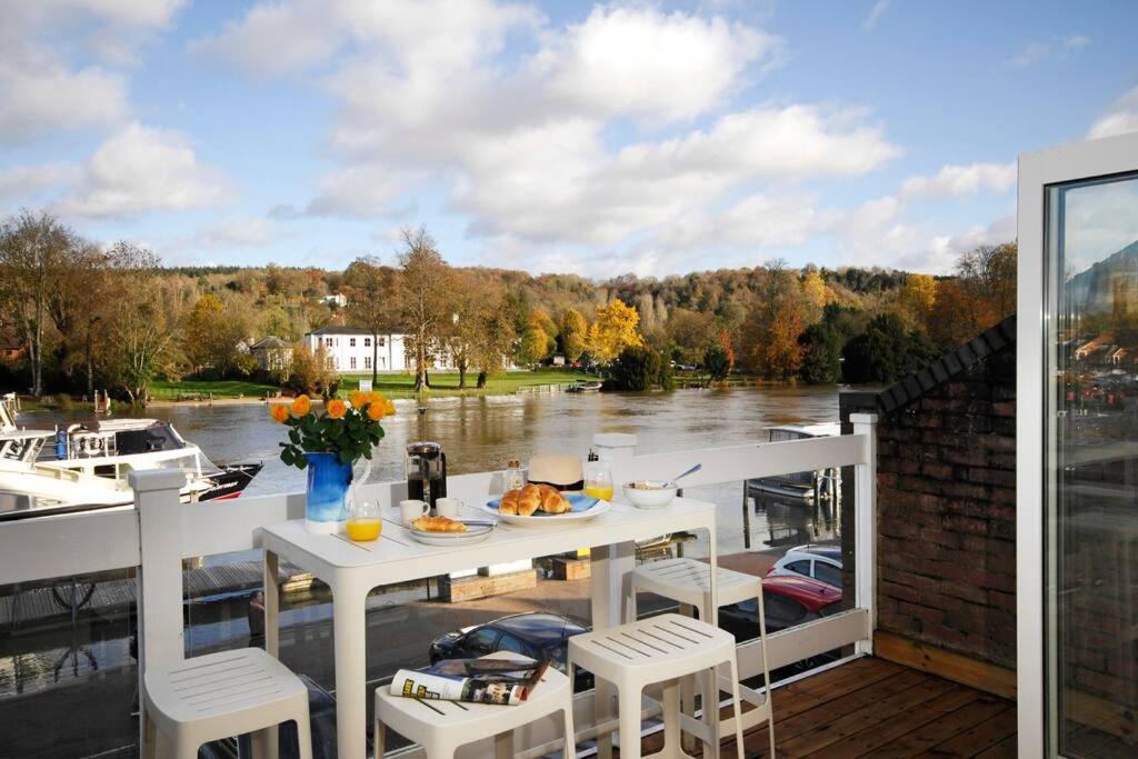The Oars - Riverfront Property Henley-on-Thames Bagian luar foto